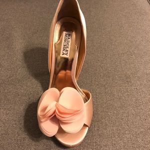 Badgley Mischka blush satin shoe